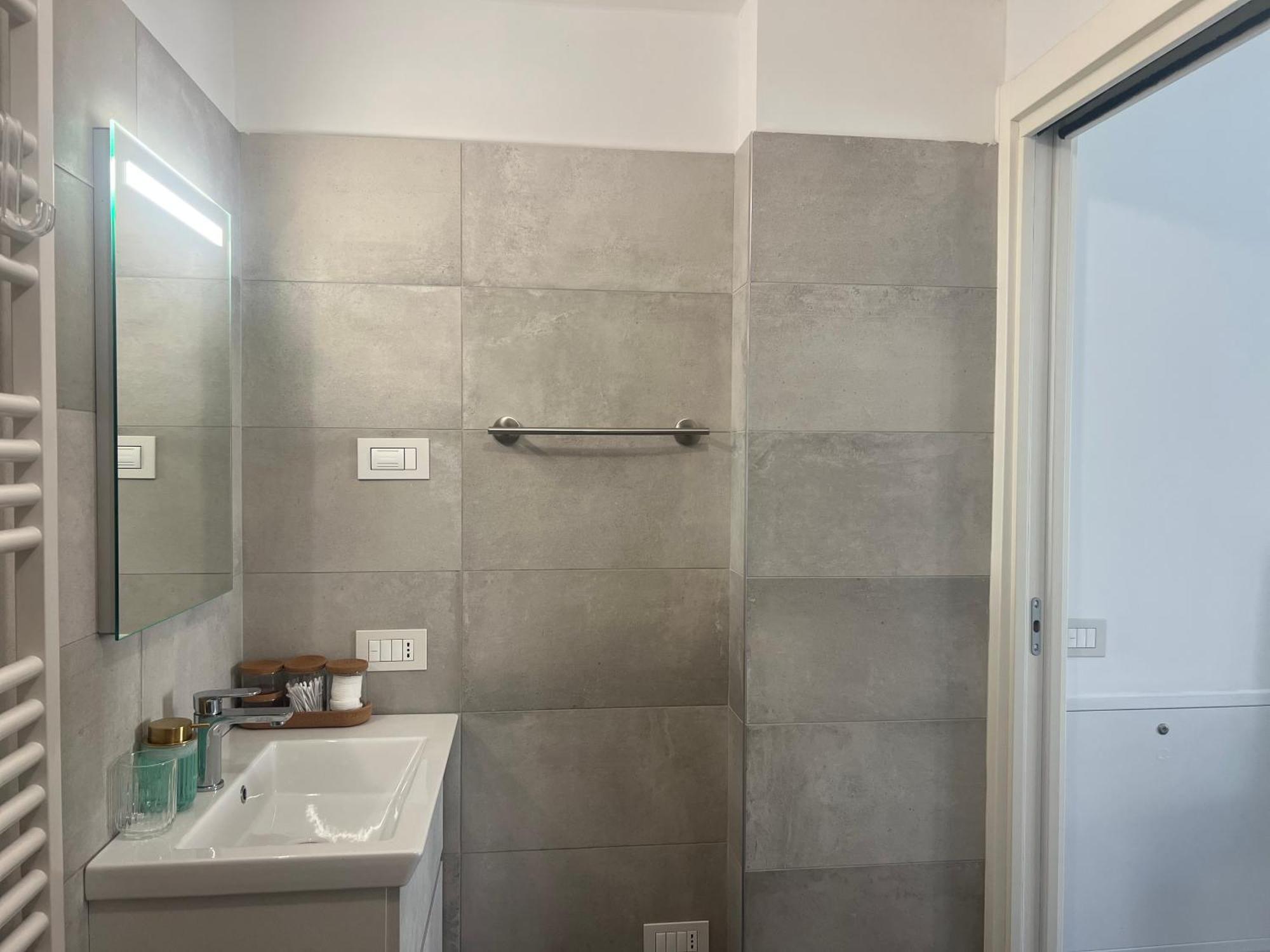Apartmán Regina Milano In Melegnano - Wifi, Breakfast Box And Terrace Exteriér fotografie