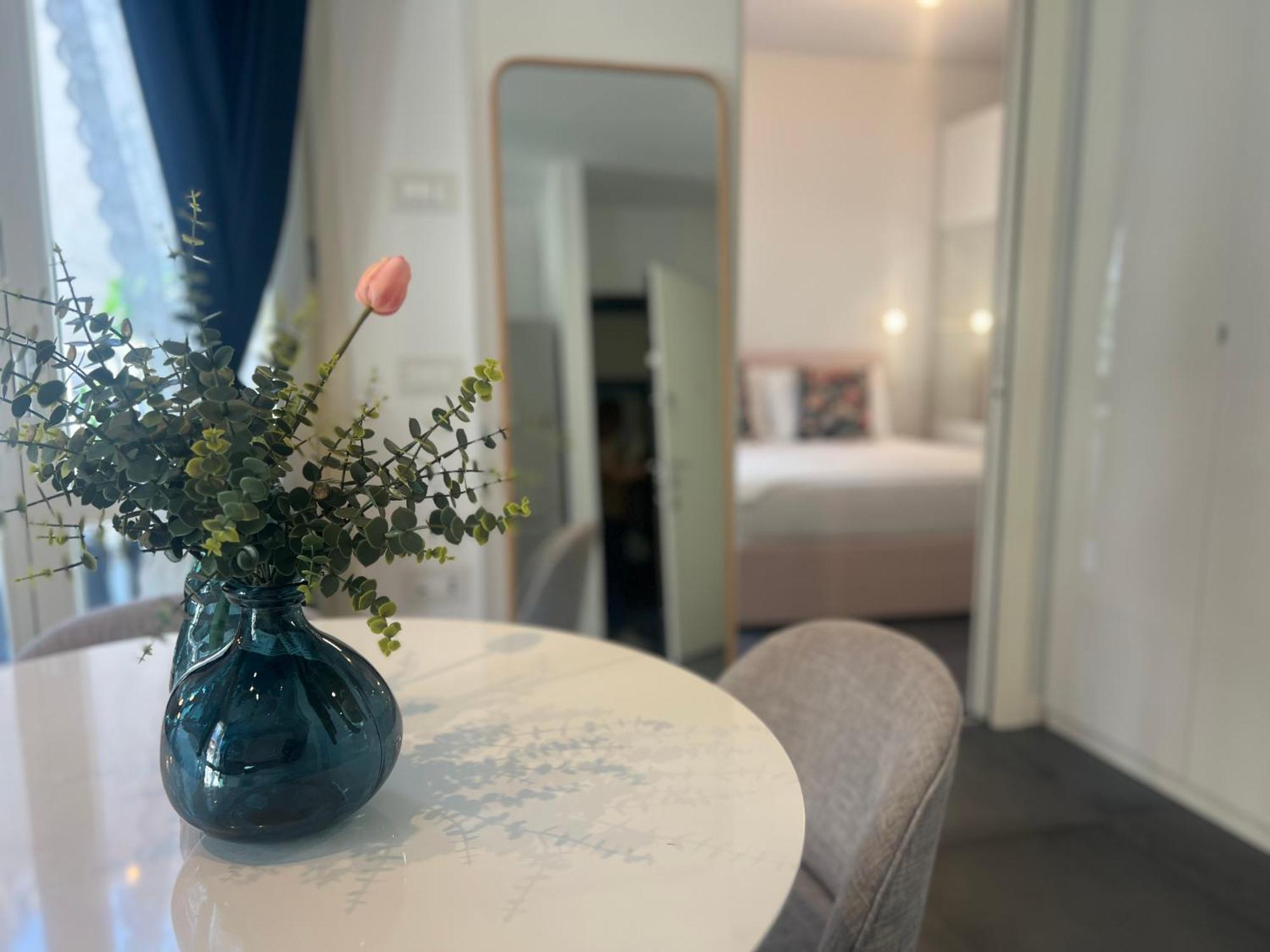 Apartmán Regina Milano In Melegnano - Wifi, Breakfast Box And Terrace Exteriér fotografie
